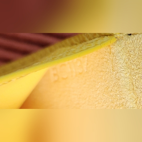 Authentic Louis Vuitton Monogram Folio Iphone 7+ Case Yellow M63405 LV K6580 - Picture 12 of 15